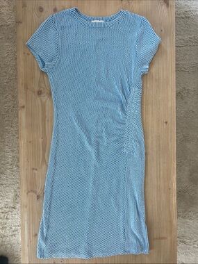 Blue and White Textured Ripple waved Knit Midi Dress with Roughing cinched